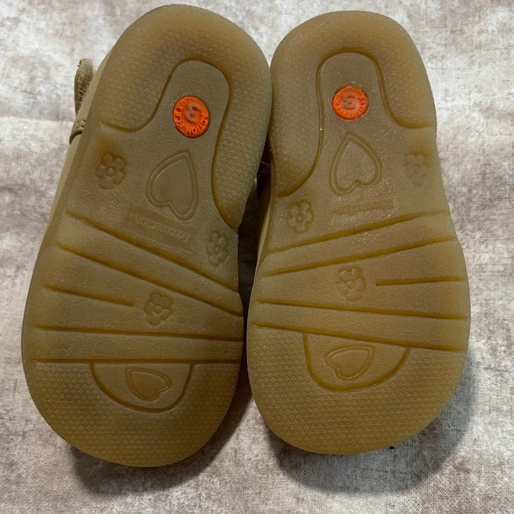 Charming Tan Kids Dress Shoes with Floral Cutouts